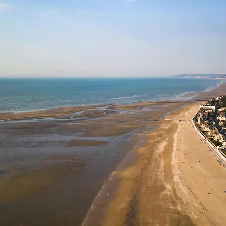 Holiday home Family Cabourg By Interhome *